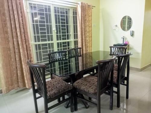 Apartamento Dbrooks Stays - Entire 2bhk With Fully Functional Kitchen