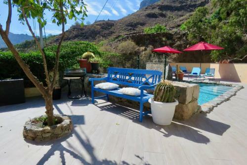 Casa Con Piscina Privada En Cercados De Espino