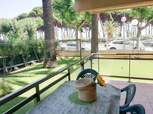 Apartamento En La Pineda Cerca De La Playa
