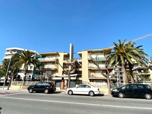 Apartamento En La Pineda Cerca De La Playa
