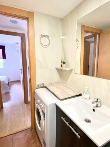 Apartamento En La Pineda Cerca De La Playa