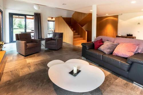 Villa La Solfa Casa Aislada Con Amplio Jard�n