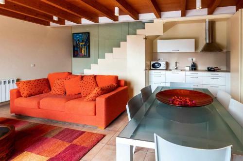 Villa La Solfa Casa Aislada Con Amplio Jard�n
