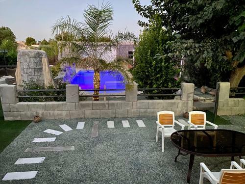 Villa Exclusiva Piscina Con Jacuzzi Y Jard�n Privado