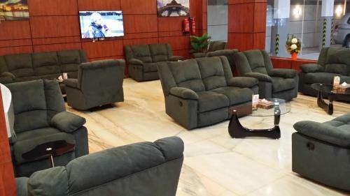 Crown East Apartment Hotel