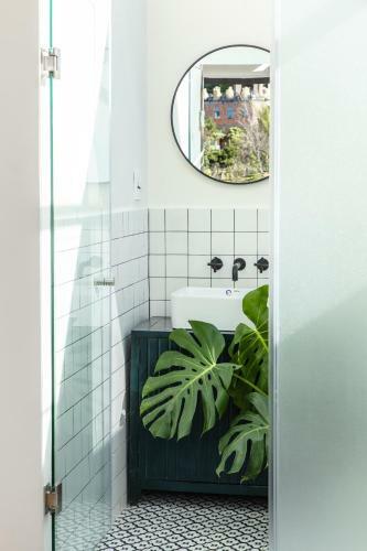 Hotel H� Maison Home & Caf�
