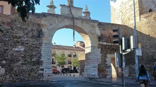 Apartamento Housingle�n - Muralla