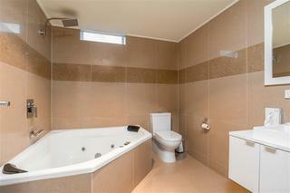 Best Western New Crossing Place Motel