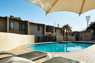 Aparthotel Manuka Park Serviced Apartments