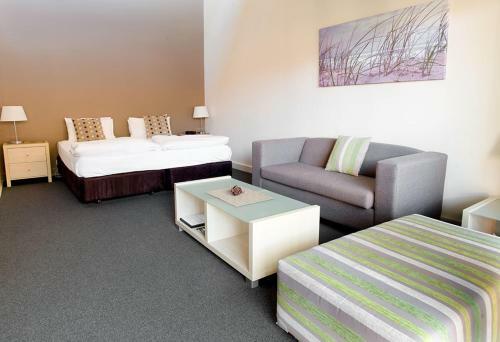 Apartamentos Nautilus Beachfront Villas & Spa