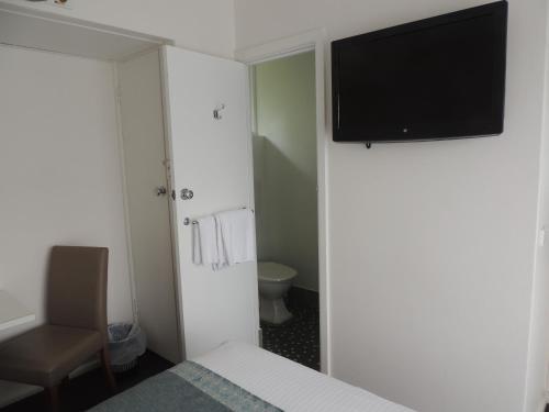 Premier Motor Inn