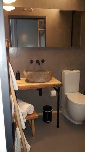 Hostal 13 Suites