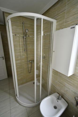Apartamento C�ntrico Reformado Junto Plaza Guzm�n