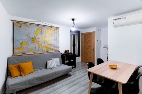 Apartamento Housingle�n - Nama Plaza Mayor