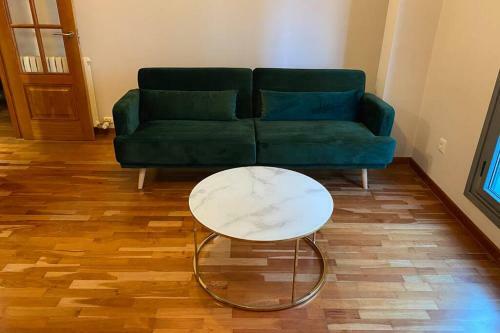 Apartamento Maison San Isidoro - Garaje Y Wifi Gratuito
