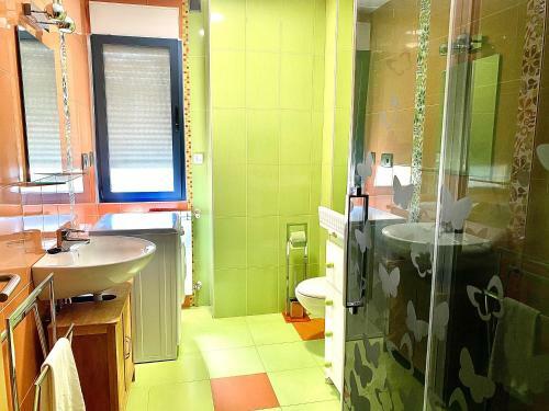 Apartamento Housingle�n - Centro Con Dos Plazas De Garaje