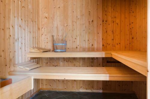 Villa Casa Se�orial �nica; Con Jacuzzi, Sauna Y Piscina.