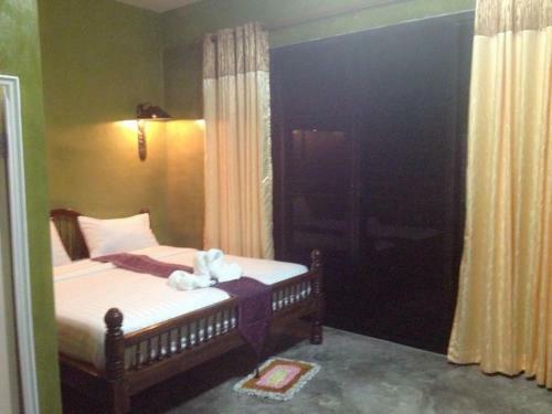 Hostal Baan Ruam Cha
