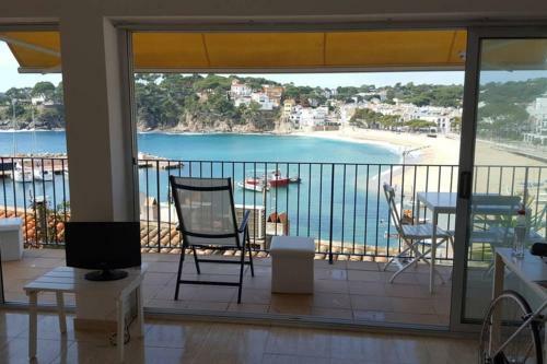 Luxury Apartment In Front Of The Sea