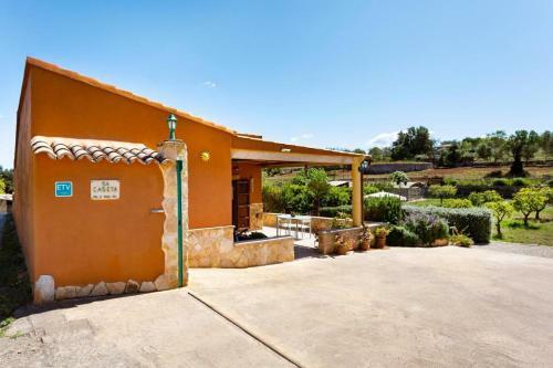 Llub�, Beautiful House With Pool Surrounded By Nature