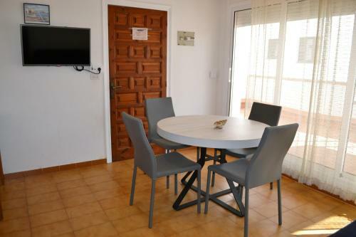 Apartamento Port Monturiol 9