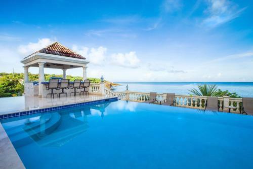 Sandcastle Villa & Beach House