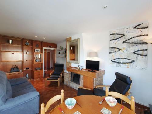 6359 Apartment In Llan��
