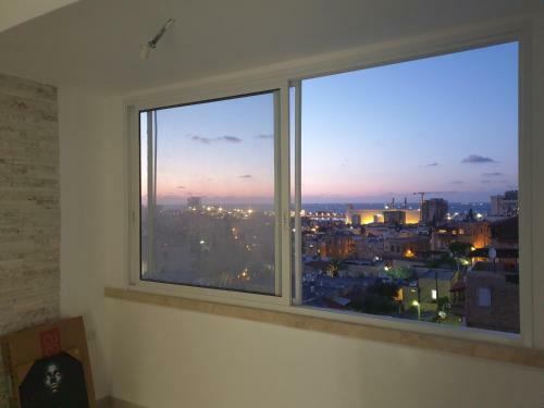 Apartamento Maya New Guest House -panoramic Sea&citycentre View, Haifa