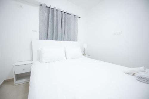 Apartamento German Colony Luxurious / 2 Bdrms Apt By Port City