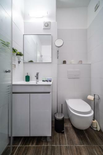 Apartamento German Colony Luxurious / 2 Bdrms Apt By Port City