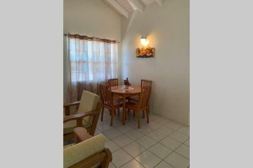 Neem View Apartment #10