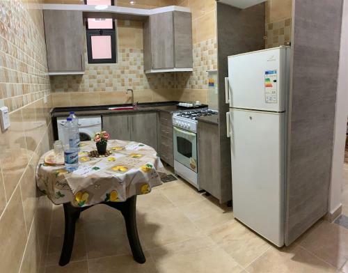 Amro Petra Apartment
