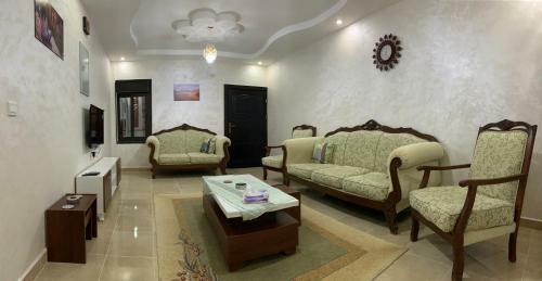 Amro Petra Apartment
