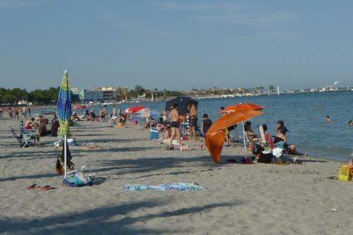 Apartamento Minutes To The Beach