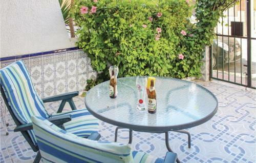 Two-bedroom Holiday Home In Los Alcazares