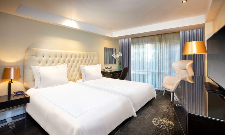 Hotel Park Plaza Riverbank