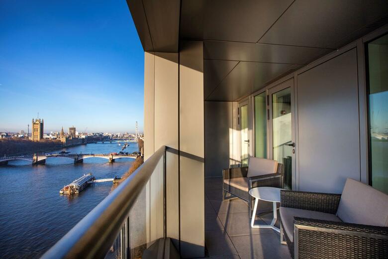 Hotel Park Plaza Riverbank
