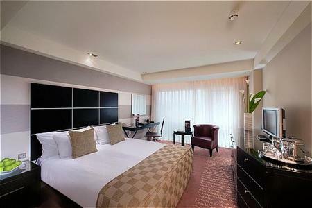 Hotel Park Plaza Riverbank