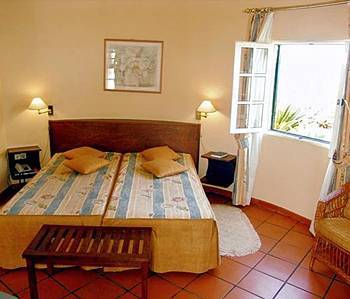Hotel Cabanas De S.jorge Village