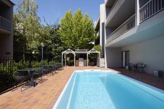 Aparthotel Pinnacle Apartments