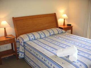 Aparthotel North Cove Waterfront Suites