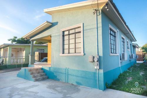 Perfect Barbados Getaway With Beaches In Walking Distance