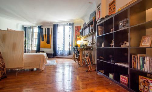 Apartamento Piso Con Encanto En Zona De Tapas