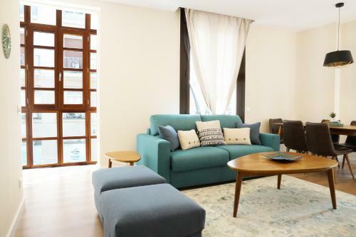 Apartamentos Reloj De Berger�n