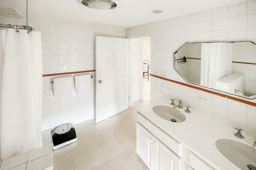 Villa Coral Sea Private Beachfront Panorama With Infinity Pool