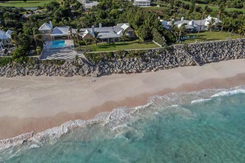 Villa Coral Sea Private Beachfront Panorama With Infinity Pool