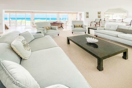 Villa Coral Sea Private Beachfront Panorama With Infinity Pool