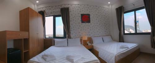 Hotel Kh�ch S?n Sky
