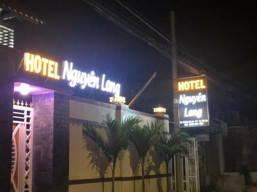 Hotel Kh�ch S?n Nguy�n Long