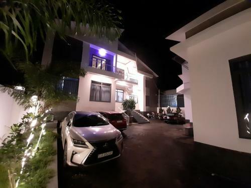 Hotel Kh�ch S?n Nguy�n Long